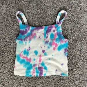 Women’s crop top tank top